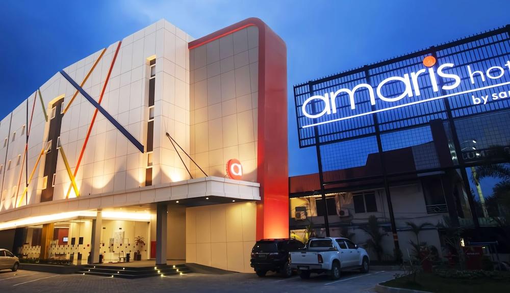 Amaris Hotel Samarinda Exteriör bild