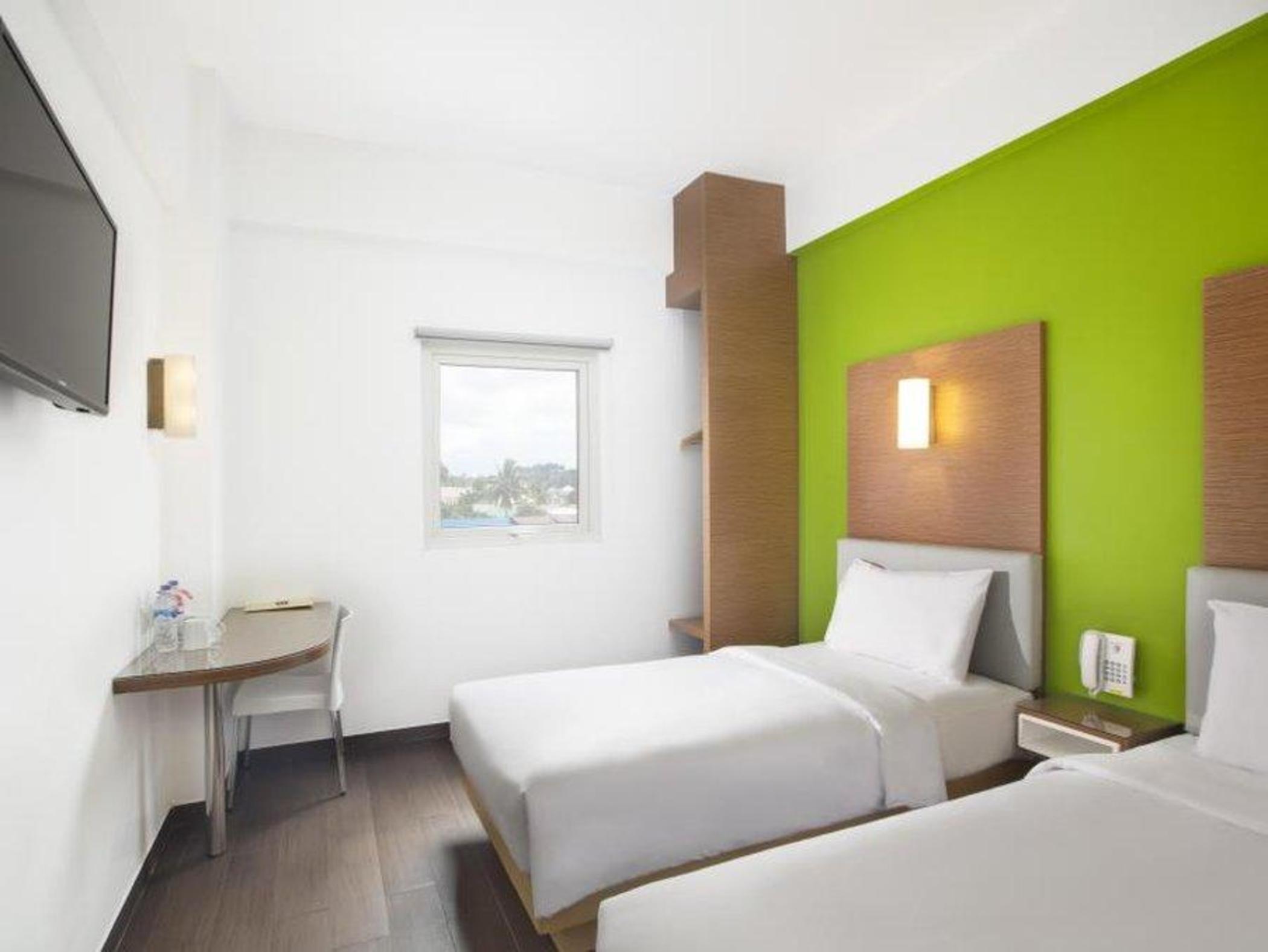 Amaris Hotel Samarinda Exteriör bild